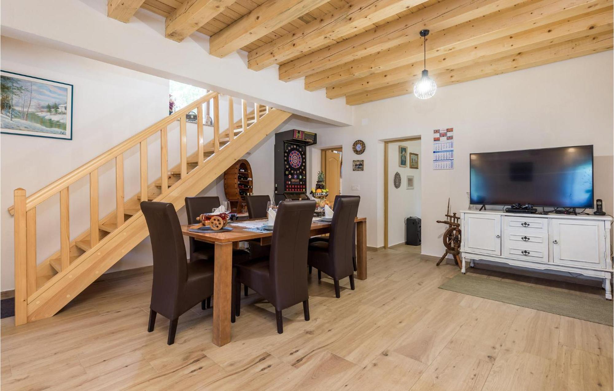 Amazing Home In Vrzici With Jacuzzi Dış mekan fotoğraf