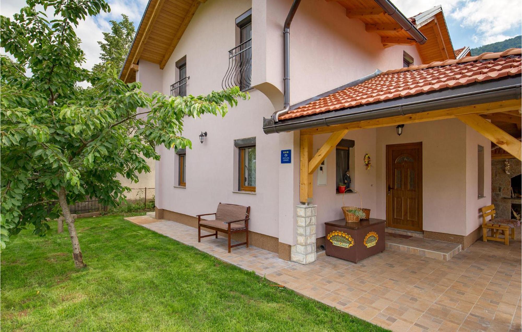 Amazing Home In Vrzici With Jacuzzi Dış mekan fotoğraf