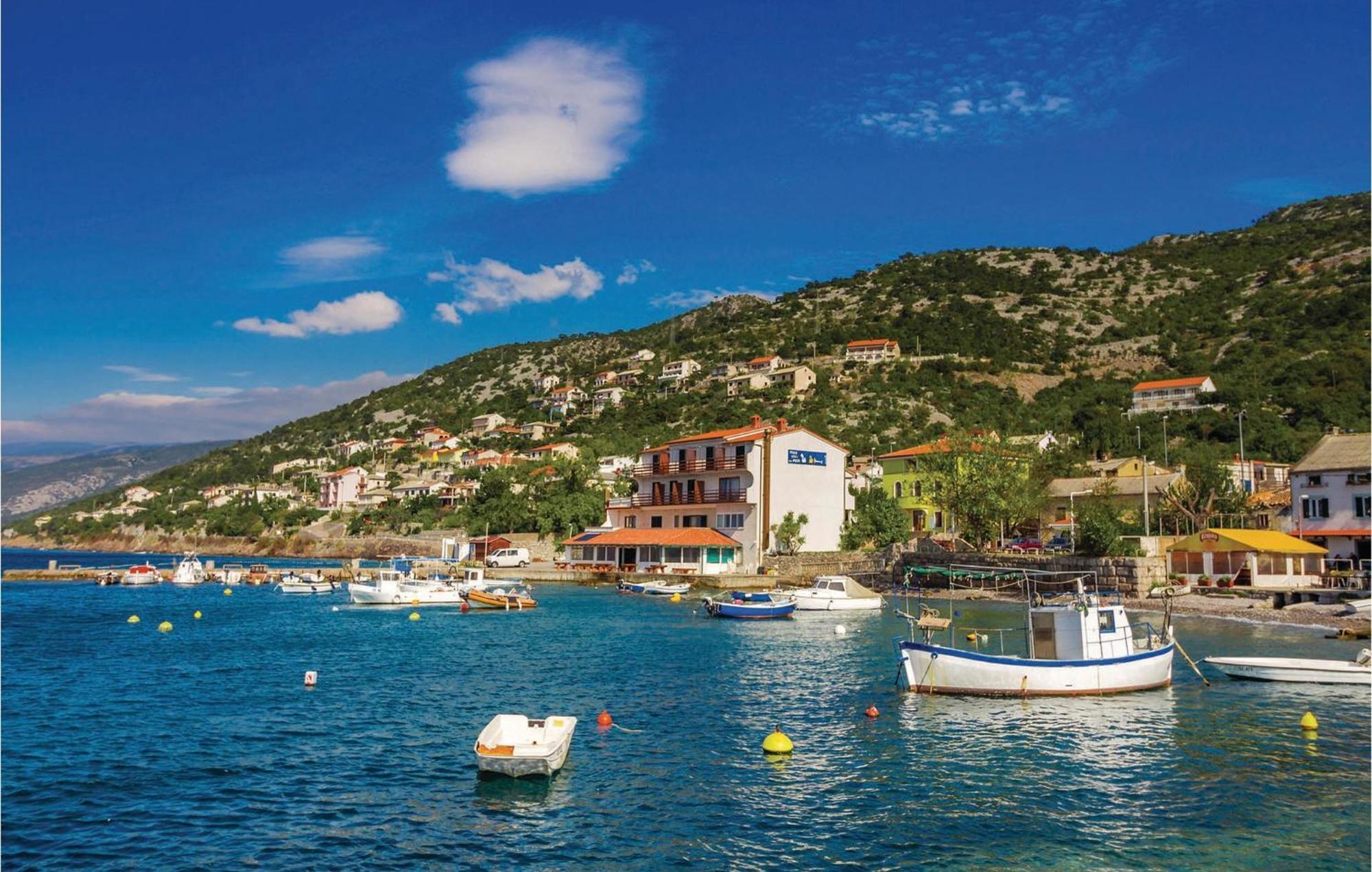Amazing Home In Vrzici With Jacuzzi Dış mekan fotoğraf
